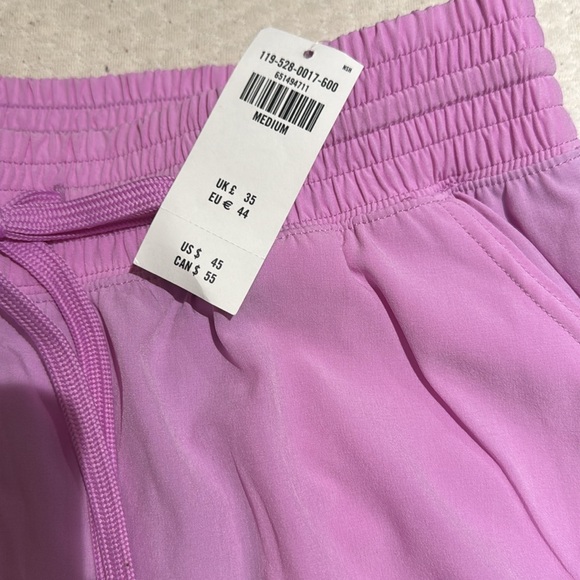 Hot pink Abercrombie YPB shorts never worn - Picture 2 of 3
